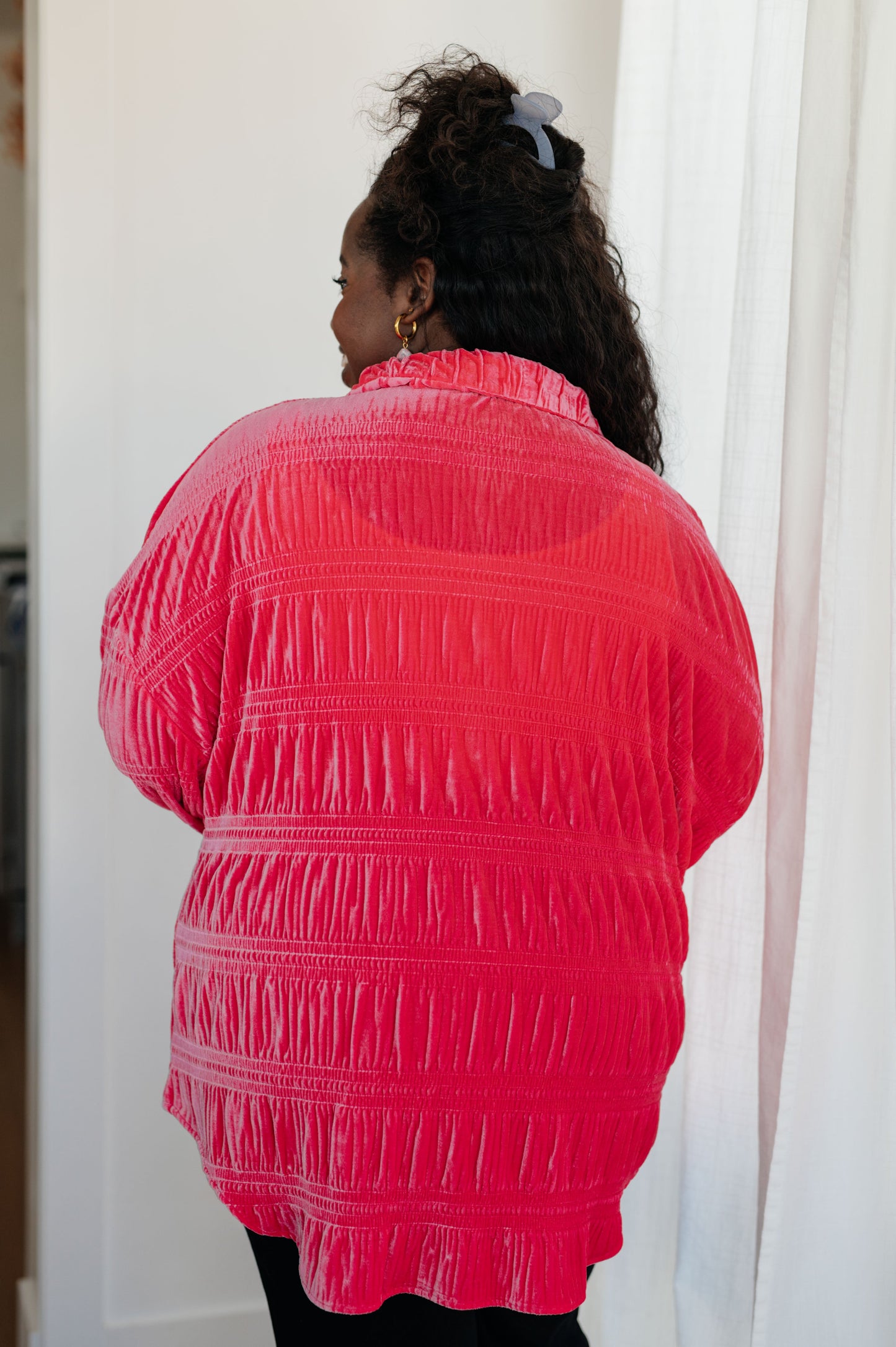 Feeling Fuchsia Velvet Button Downp