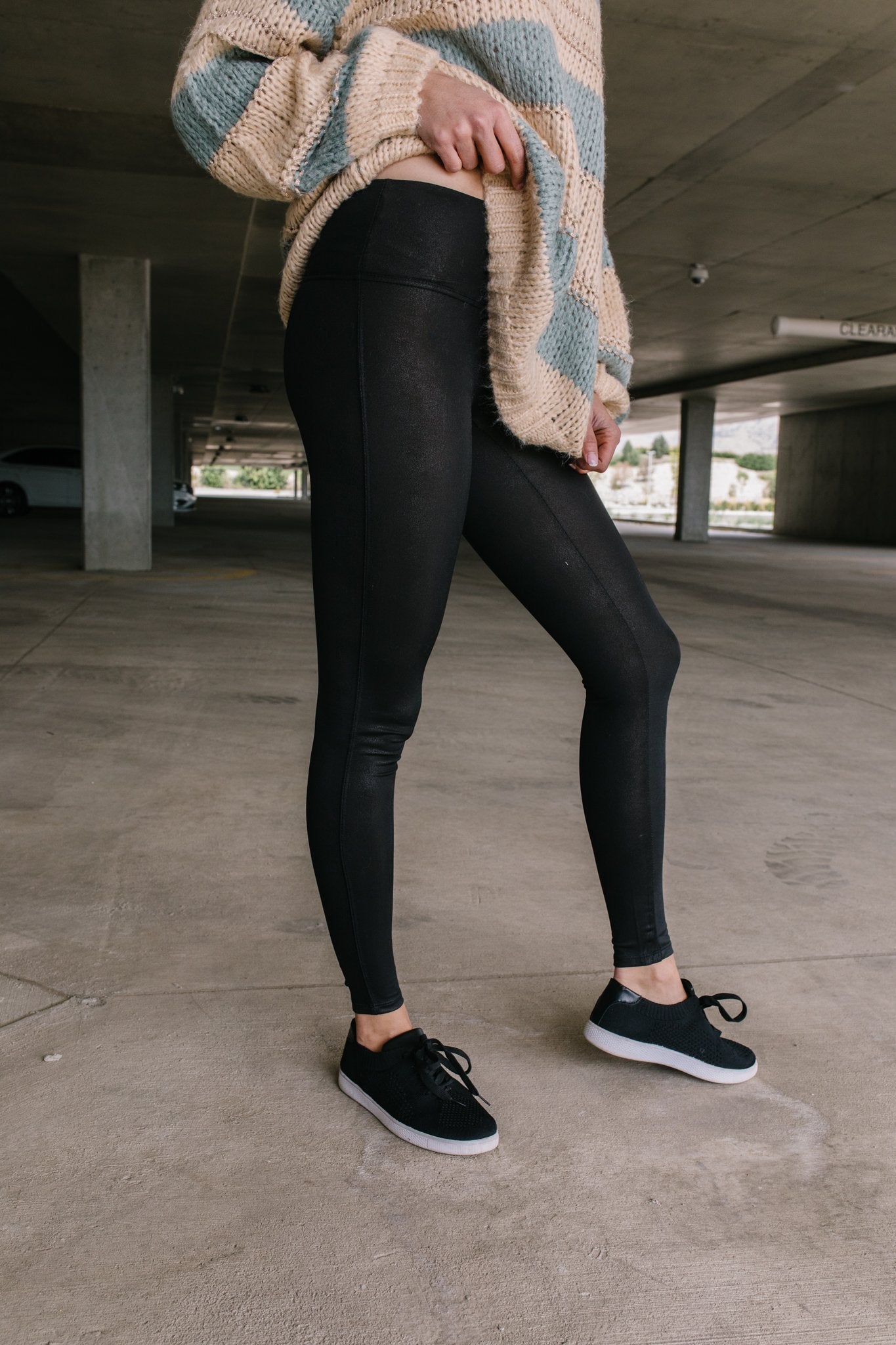 Leg Up Black Leggings