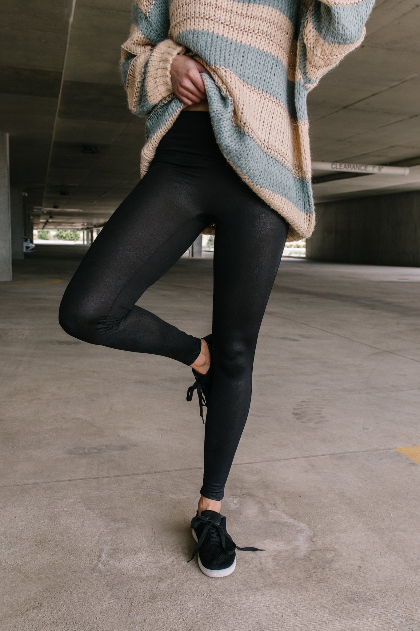 Leg Up Black Leggings
