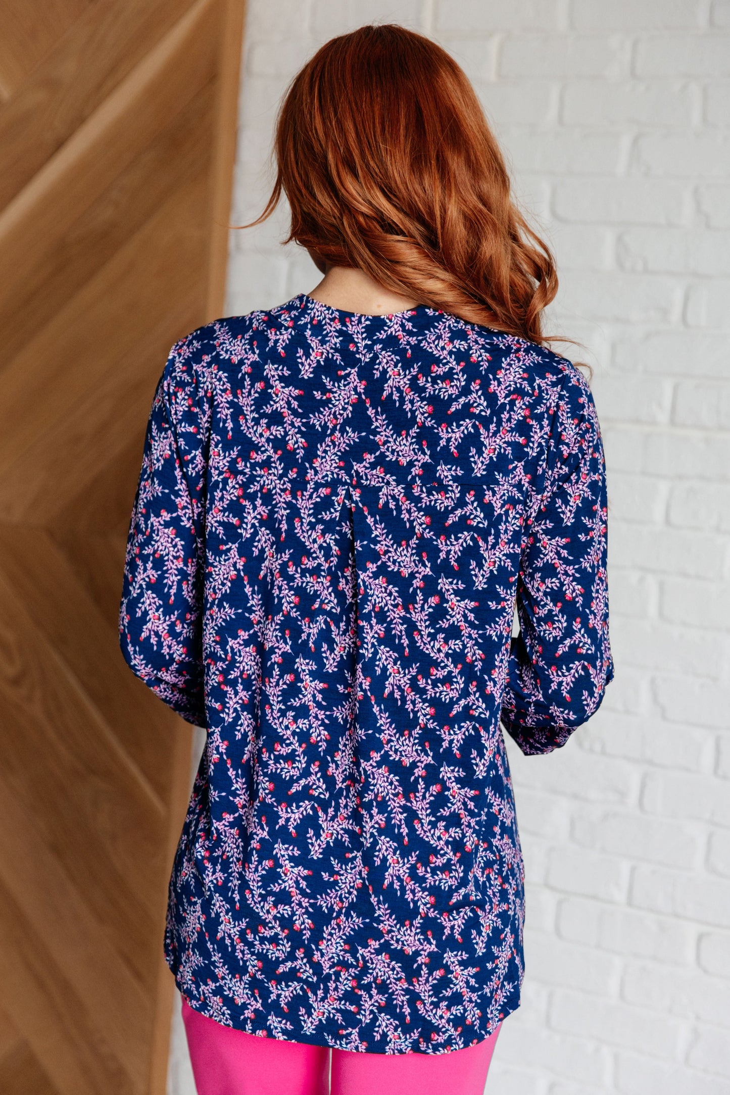 Lizzy Top in Navy and Magenta Petite Floral