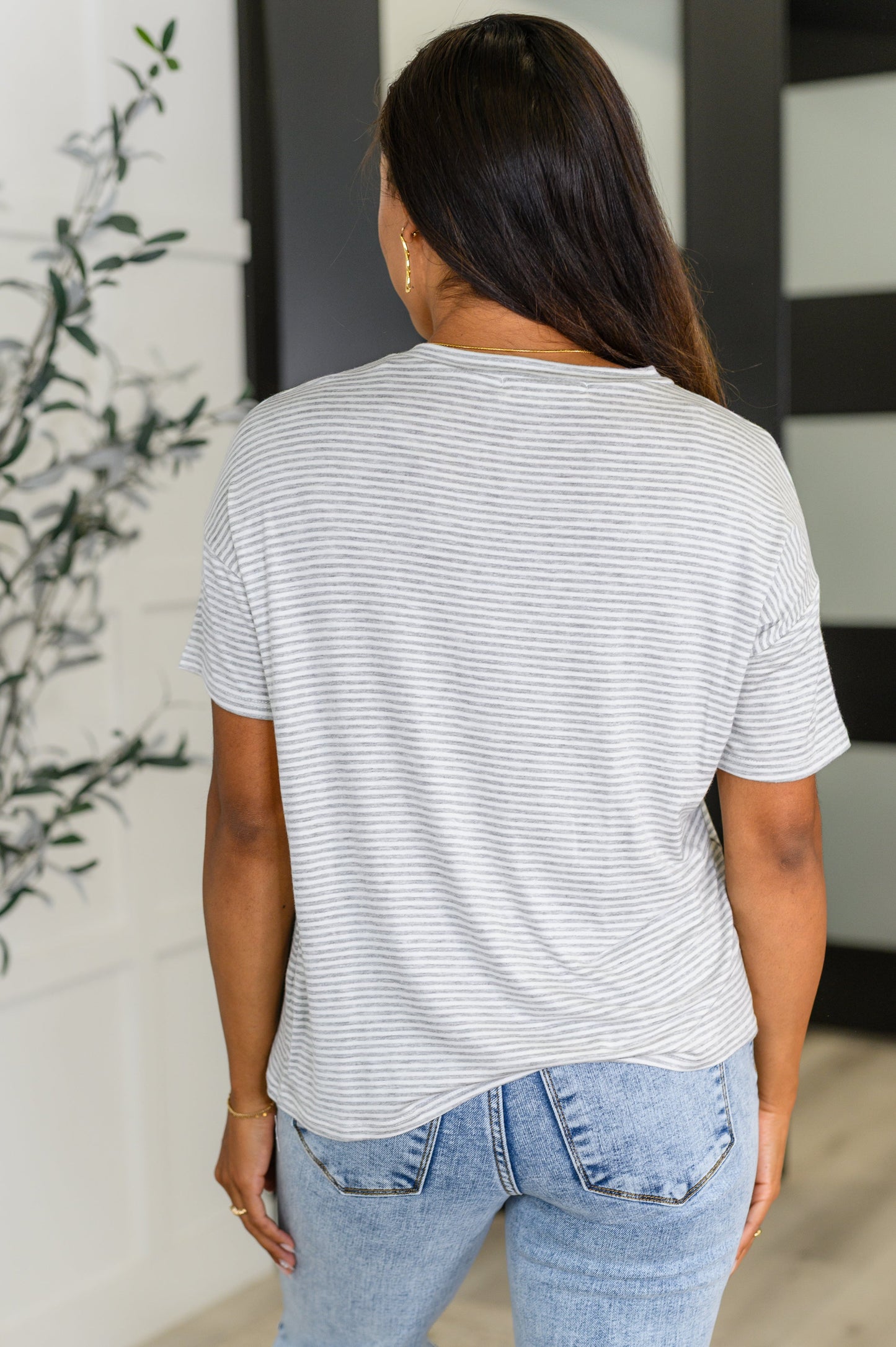 Mood Swingin' Casual Drop Shoulder Tee in Grey