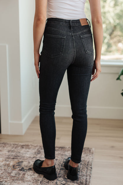 Octavia High Rise Control Top Skinny Jeans in Washed Black